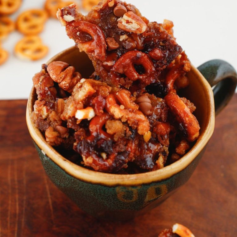 Christmas Crack with Pretzels